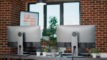 MONITOR
